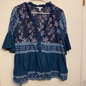 Cute bell sleeve summer top